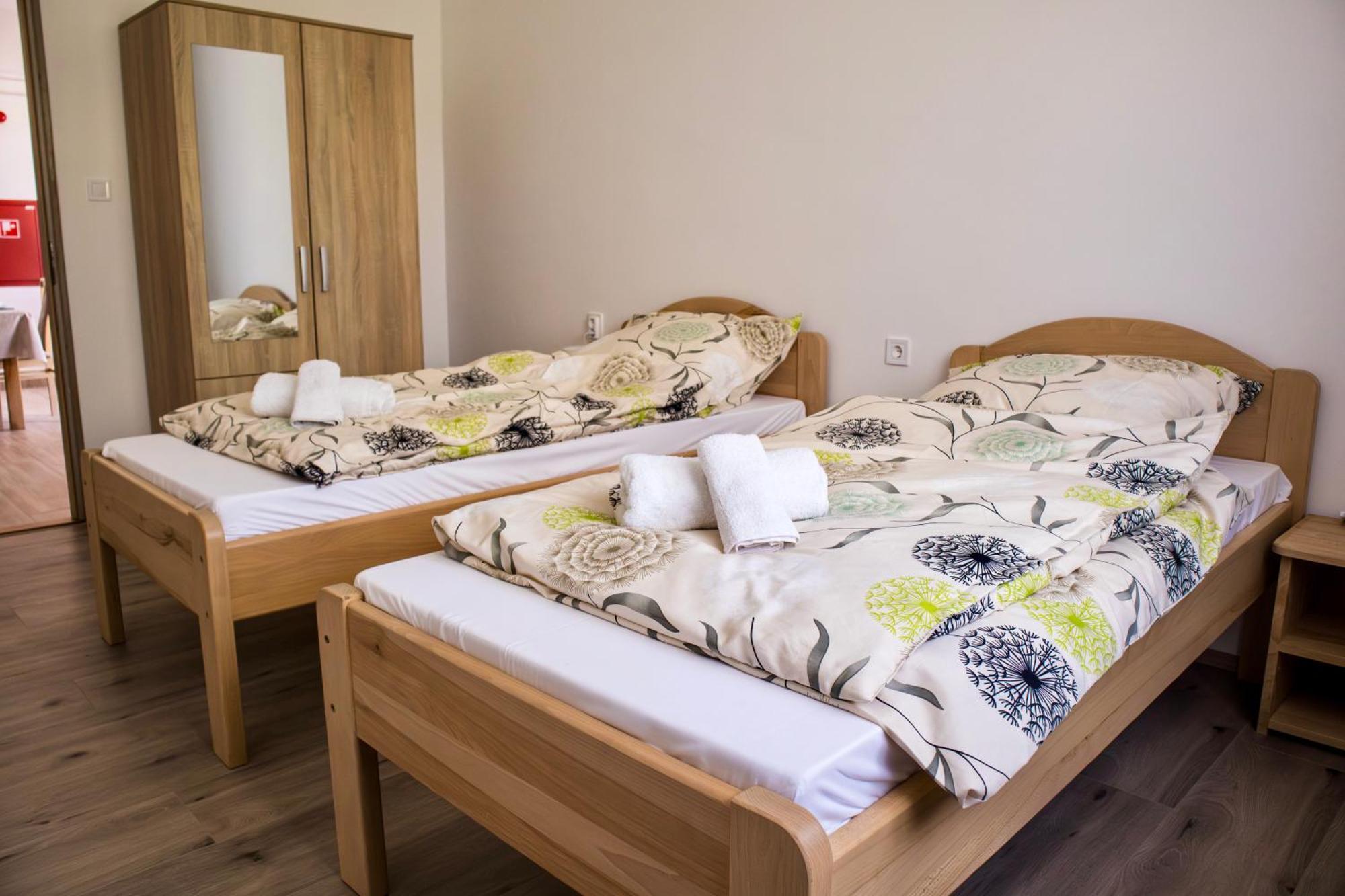 Izisz Apartman Matraterenye 外观 照片