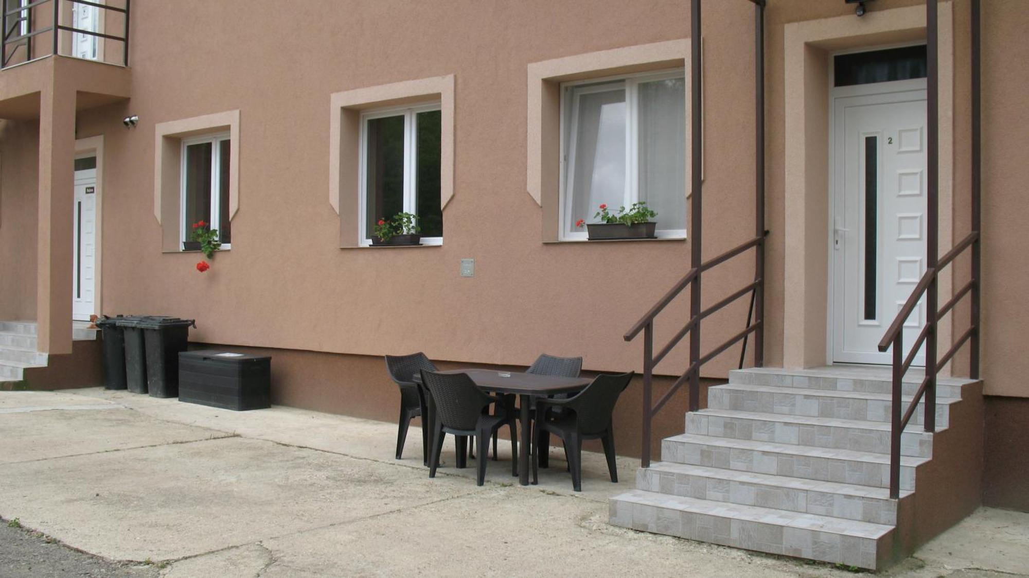 Izisz Apartman Matraterenye 外观 照片